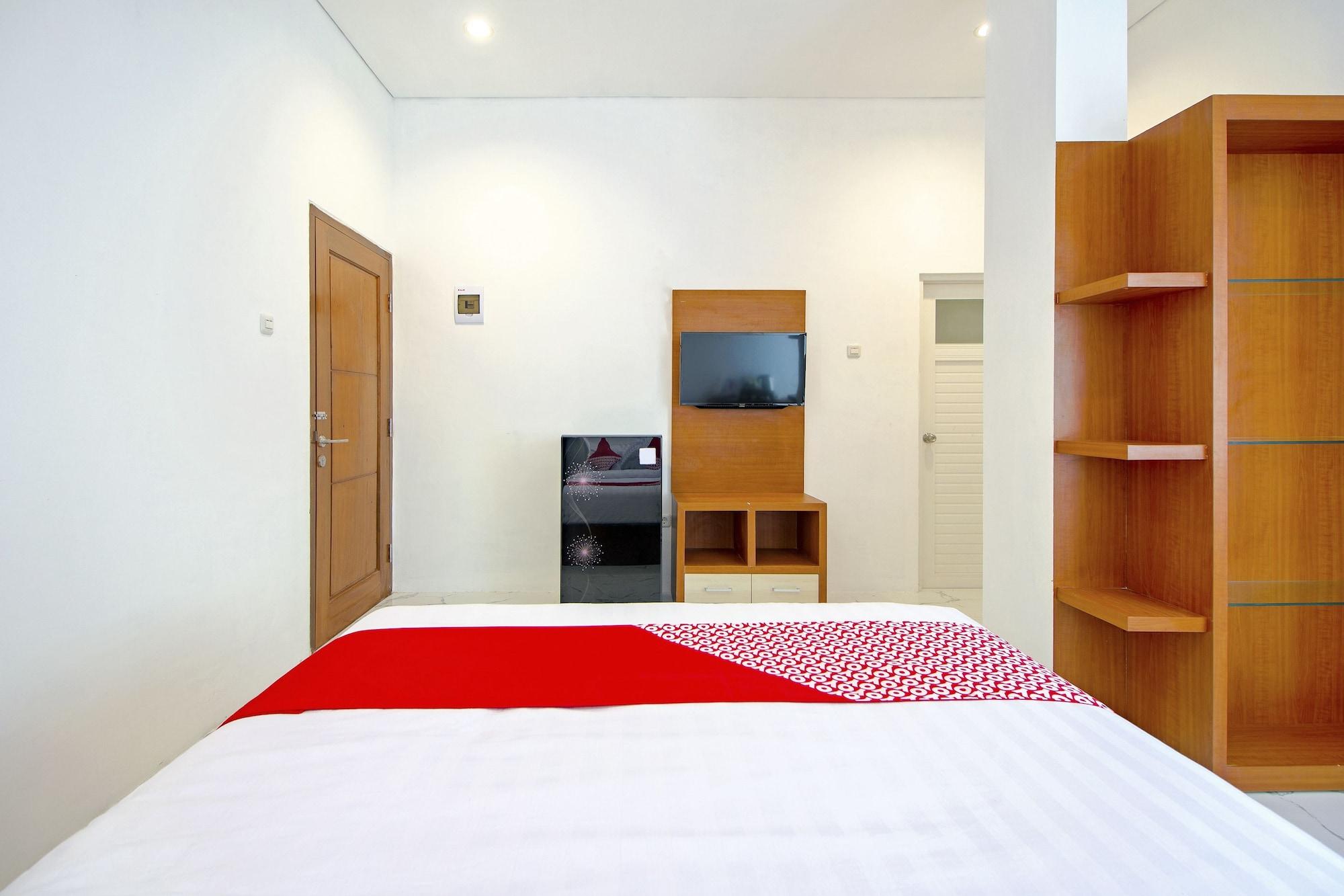 Super Oyo 13I9 88 Exclusive Guesthouse Kejayan Exterior photo